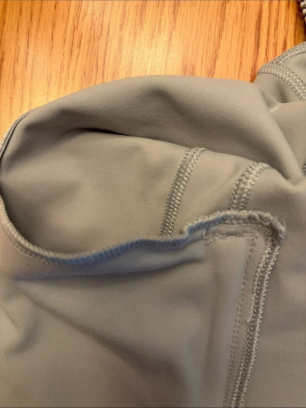 Lululemon Women’s Define Cropped Mint Green Zipper Jacket w/zipper pockets Sz 2
